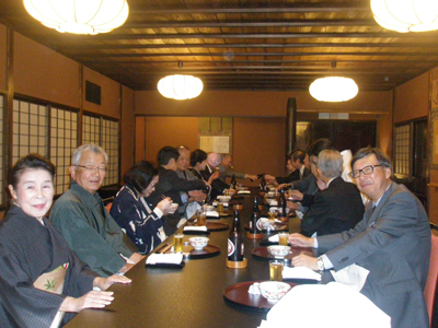 会食の様子